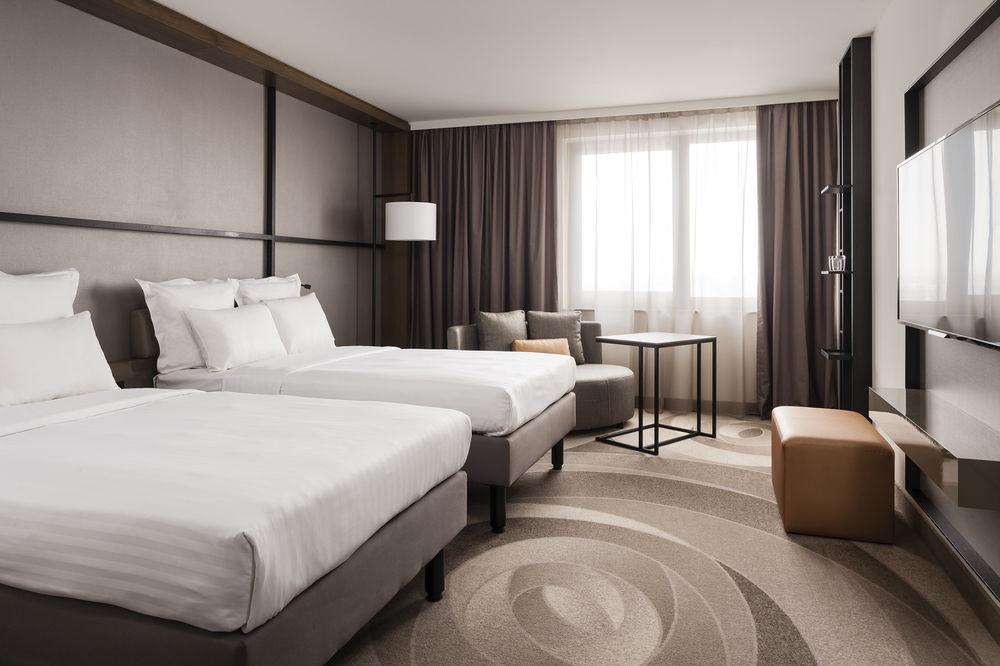Stuttgart Marriott Hotel Зіндельфінген Екстер'єр фото