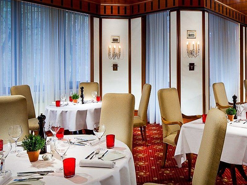 Stuttgart Marriott Hotel Зіндельфінген Екстер'єр фото